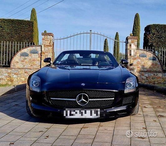 Usata Mercedes SLS AMG 571 CV (419 kW) 2011 Nero Cabrio