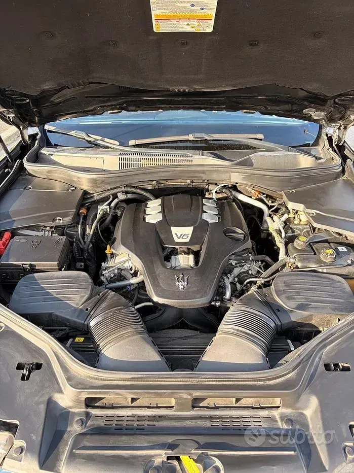 Usata Maserati Levante GranLusso 350 CV (257 kW) 2021 Nero SUV