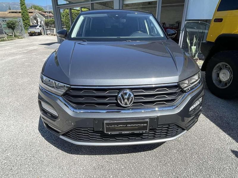 Begagnad VW T-Roc Style 150 HK (110 kW) 2019 Grå SUV
