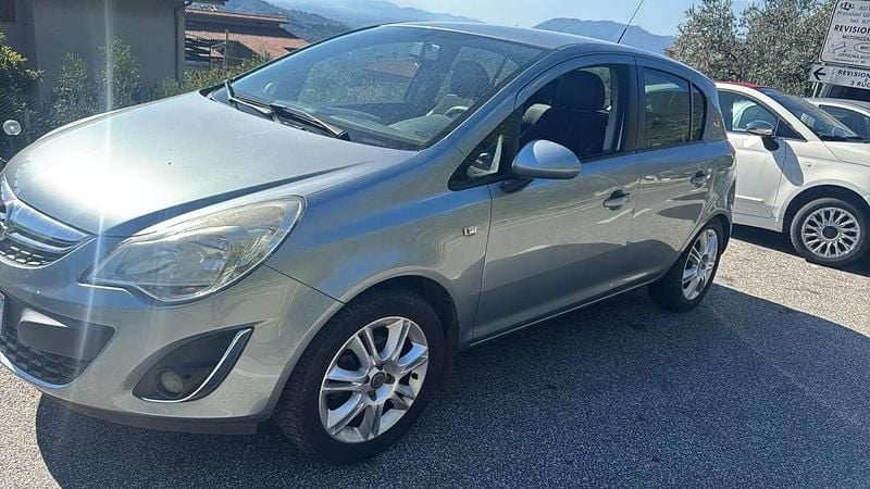 Usata Opel Corsa 54 CV (39 kW) 2012 Grigio Berlina