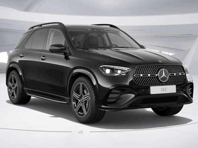 Nero / pastello Usata 2024 Mercedes GLE300 SUV | 73.999 € (Buon prezzo) - Immagine 1/2