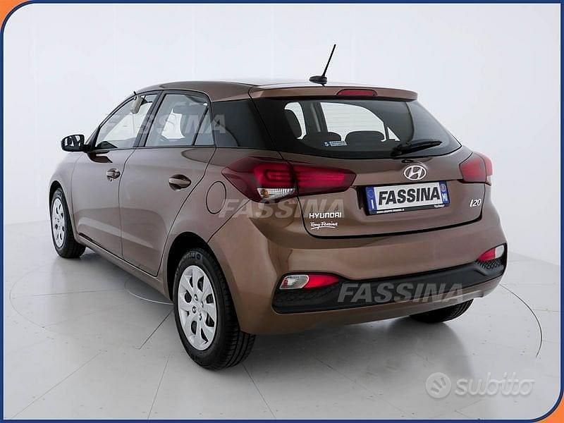 Usata Hyundai i20 Advanced 75 CV (55 kW) 2019 Marrone Utilitaria