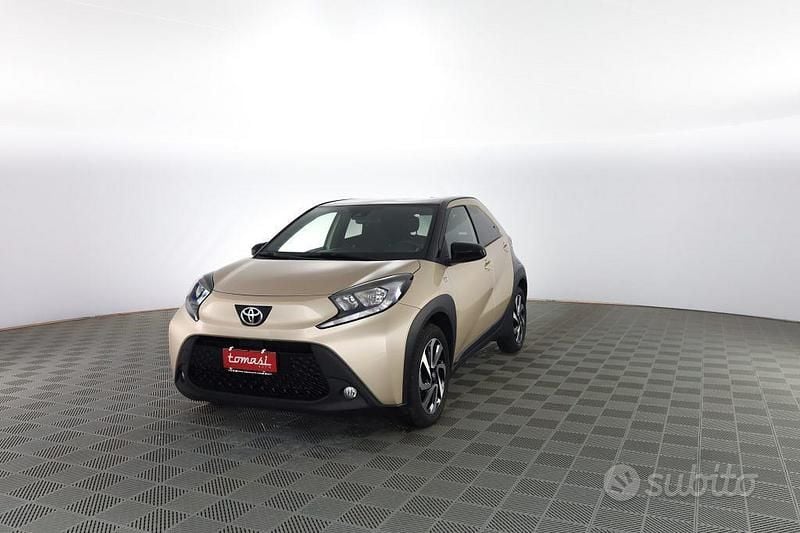 Usata Toyota Aygo X Trend 72 CV (52 kW) 2025 Nero SUV