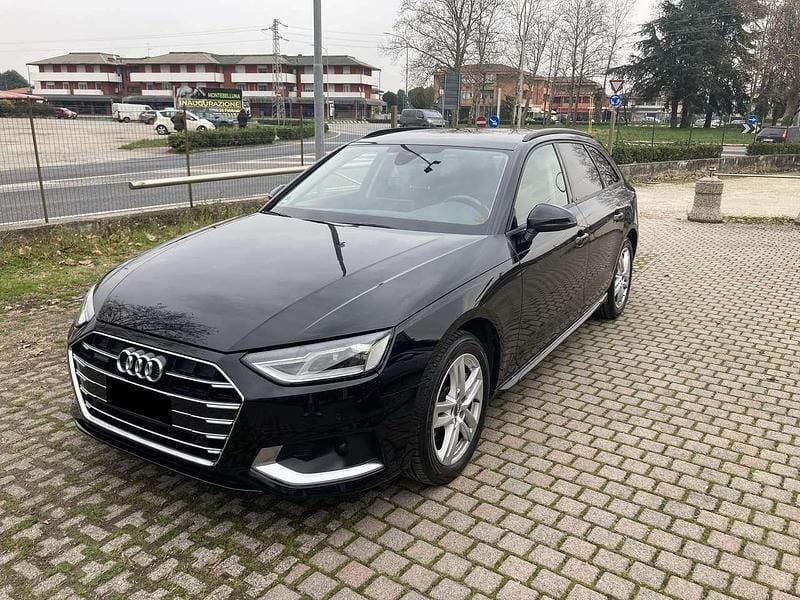 Usata Audi A4 Ambiente 190 CV (139 kW) 2020 Nero Station wagon