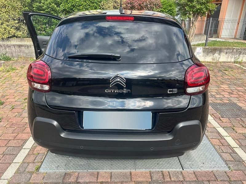 Usata Citroën C3 102 CV (75 kW) 2024 Nero Berlina