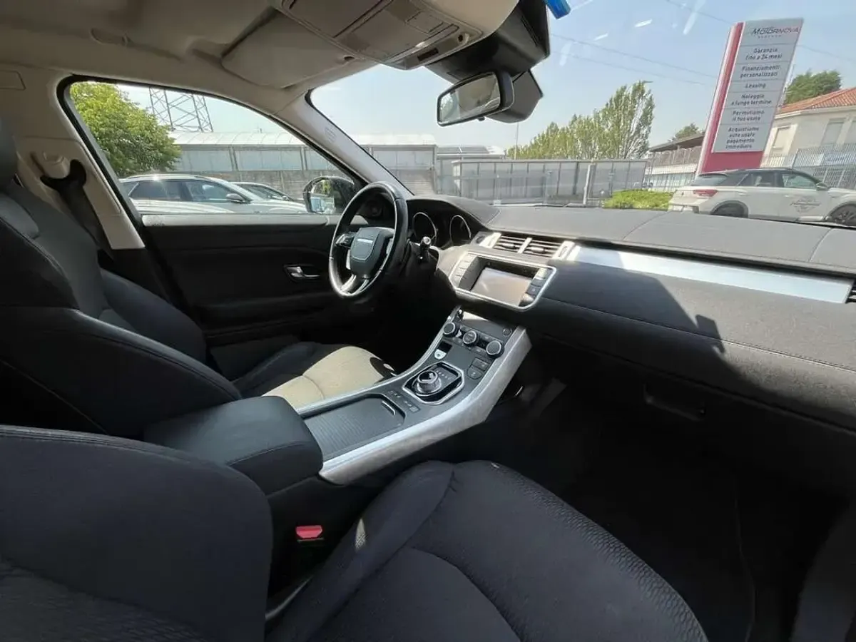Usata Land Rover Range Rover evoque Pure 150 CV (110 kW) 2016 Bianco SUV
