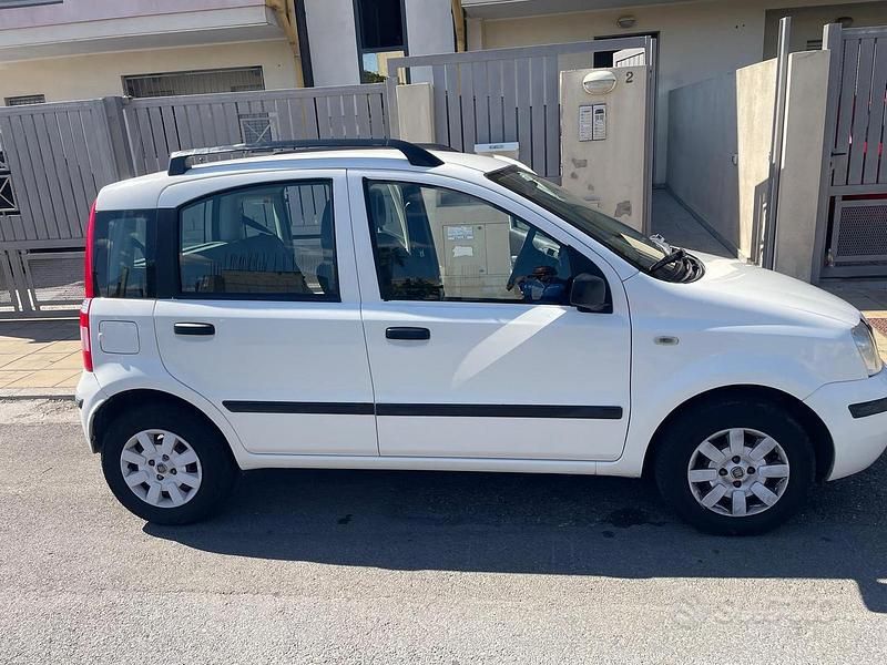 Usata Fiat Panda 54 CV (39 kW) 2009 Bianco Utilitaria