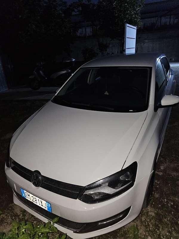 Usata VW Polo Trendline 75 CV (55 kW) 2012 Berlina