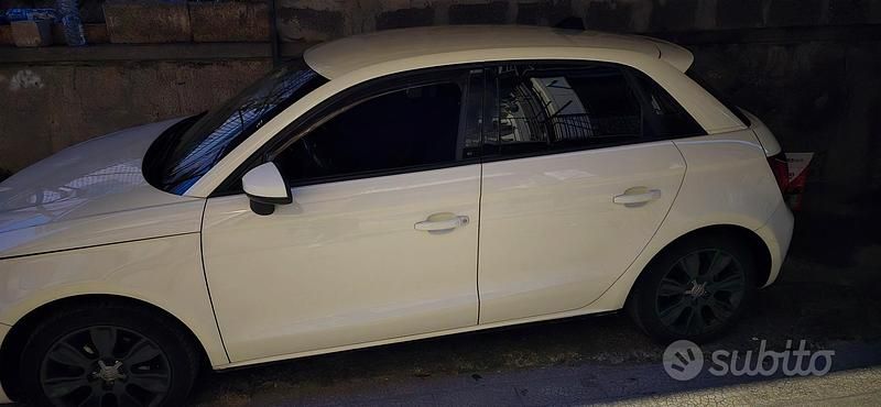Usata Audi A1 Sportback Attraction 86 CV (63 kW) 2012 Bianco Utilitaria