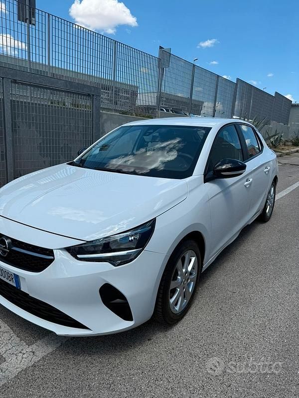Usata Opel Corsa Edition 75 CV (55 kW) 2021 Bianco Utilitaria