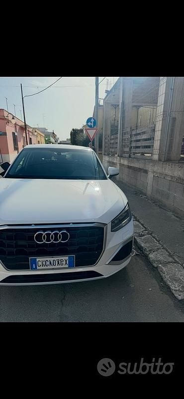 Usata Audi Q2 Advanced 116 CV (85 kW) 2021 Bianco SUV