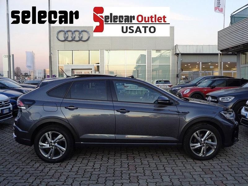 Usata VW Taigo R-line 110 CV (80 kW) 2024 Indium grey SUV