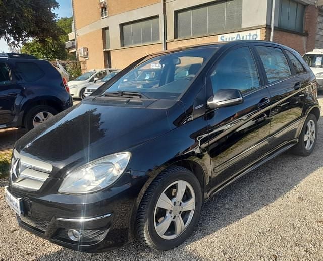 Usata Mercedes B180 Executive 116 CV (85 kW) 2011 Nero Monovolume