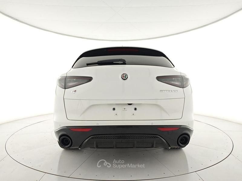 Nuova Alfa Romeo Stelvio Veloce 209 CV (153 kW) 2026 Bianco SUV