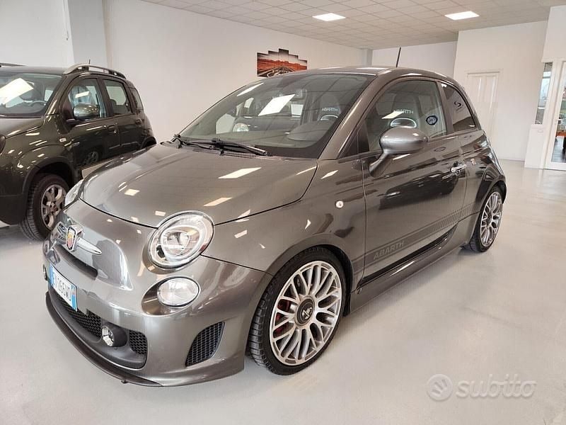 Usata Abarth 500 Custom 135 CV (99 kW) 2015 Grigio Utilitaria
