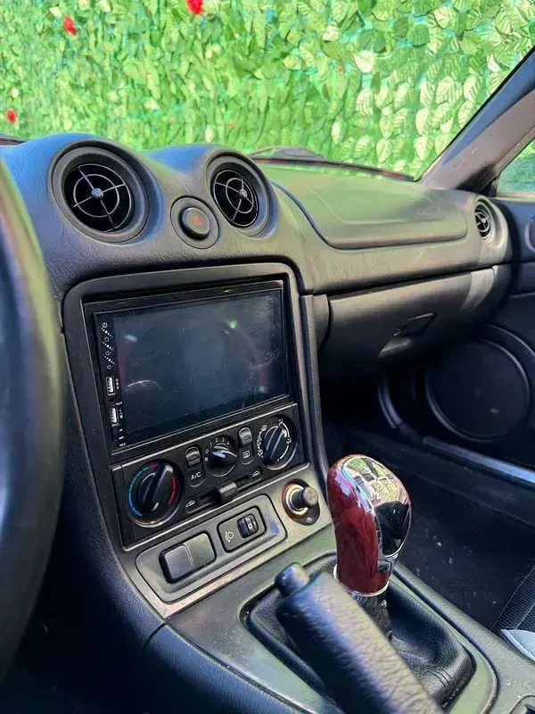 Usata Mazda MX5 110 CV (80 kW) 2002 Blu/azzurro Cabrio