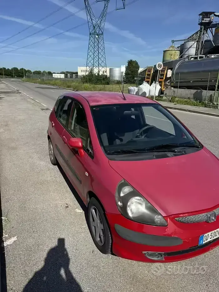 Usata Honda Jazz 78 CV (57 kW) 2006 Utilitaria