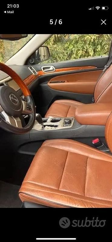 Usata Jeep Grand Cherokee 241 CV (177 kW) 2011 Grigio SUV