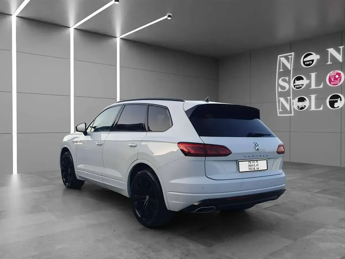 Usata VW Touareg R-line 286 CV (210 kW) 2019 Bianco SUV