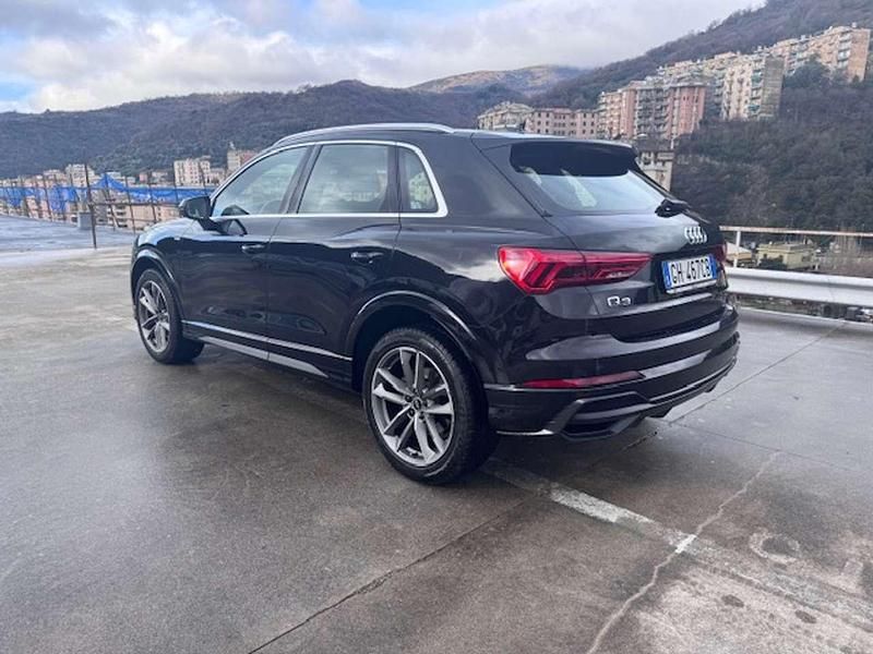 Usata Audi Q3 S-Line 200 CV (147 kW) 2021 Mythos black met. SUV