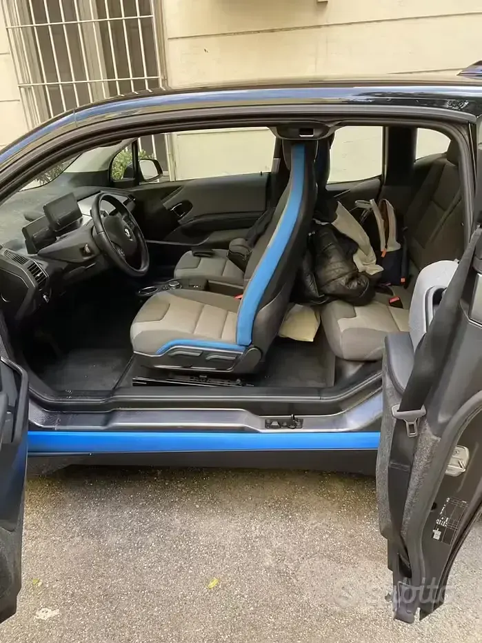 Usata BMW i3 75 kW (102 CV) 2016 Nero Utilitaria