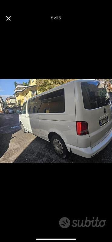 Usata VW Caravelle 2012 Bianco Monovolume