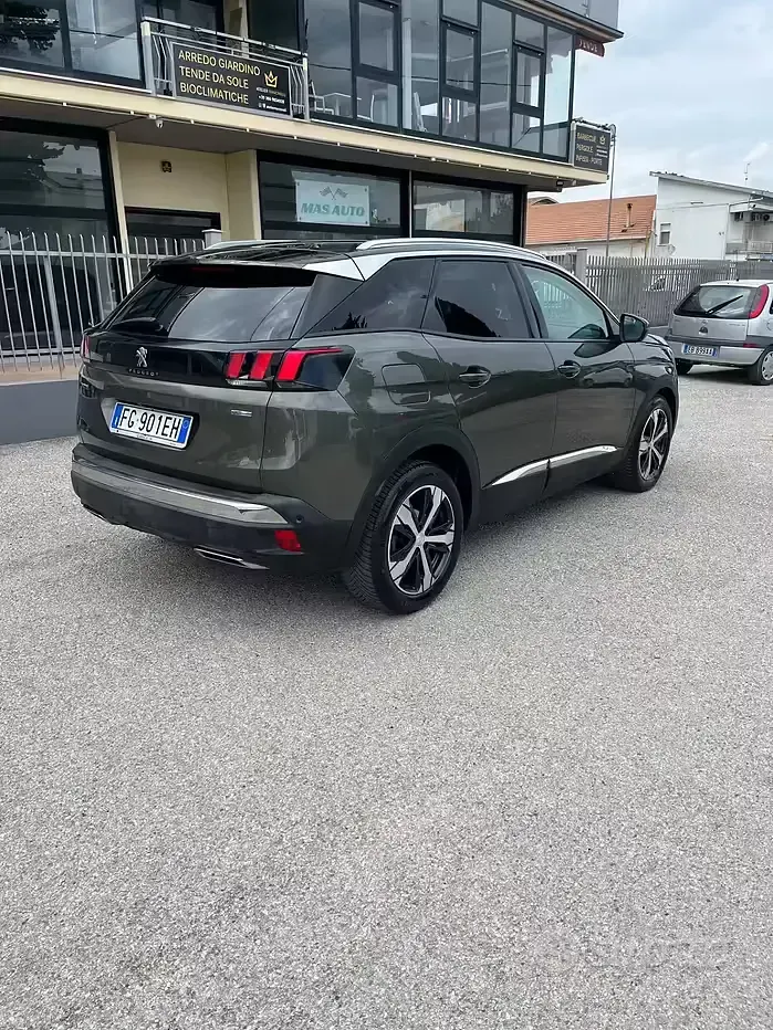 Gebraucht Peugeot 3008 Allure 181 PS (133 kW) 2018 Grau SUV