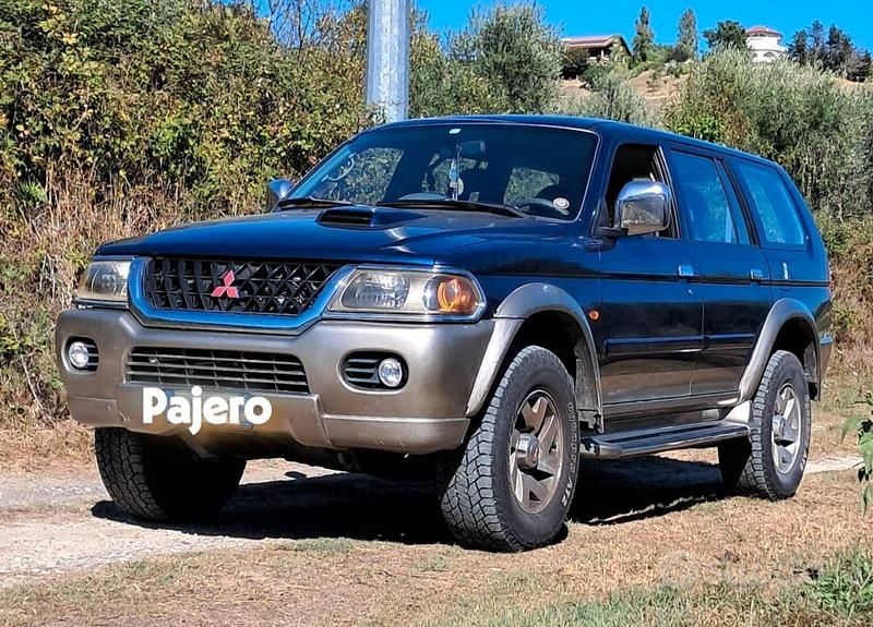 Usata Mitsubishi Pajero Sport 2000 Blu SUV