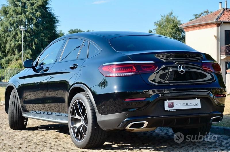 Usata Mercedes E300 Premium 245 CV (180 kW) 2022 Nero Coupé