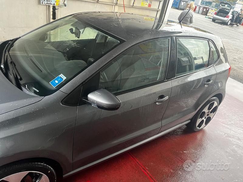 Usata VW Polo 2014 Grigio Berlina