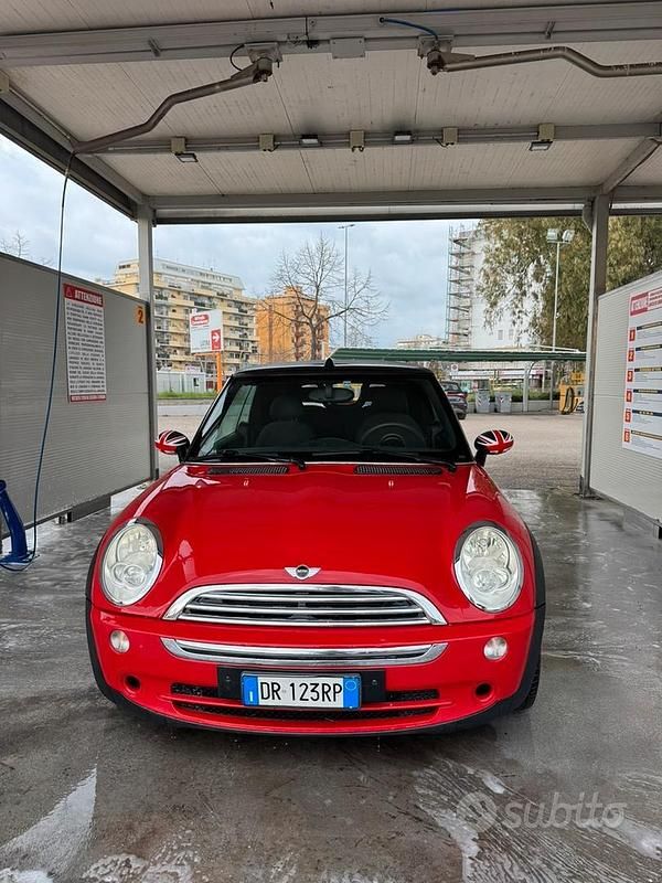 Usata Mini Cooper Cabriolet 116 CV (85 kW) 2008 Rosso Cabrio