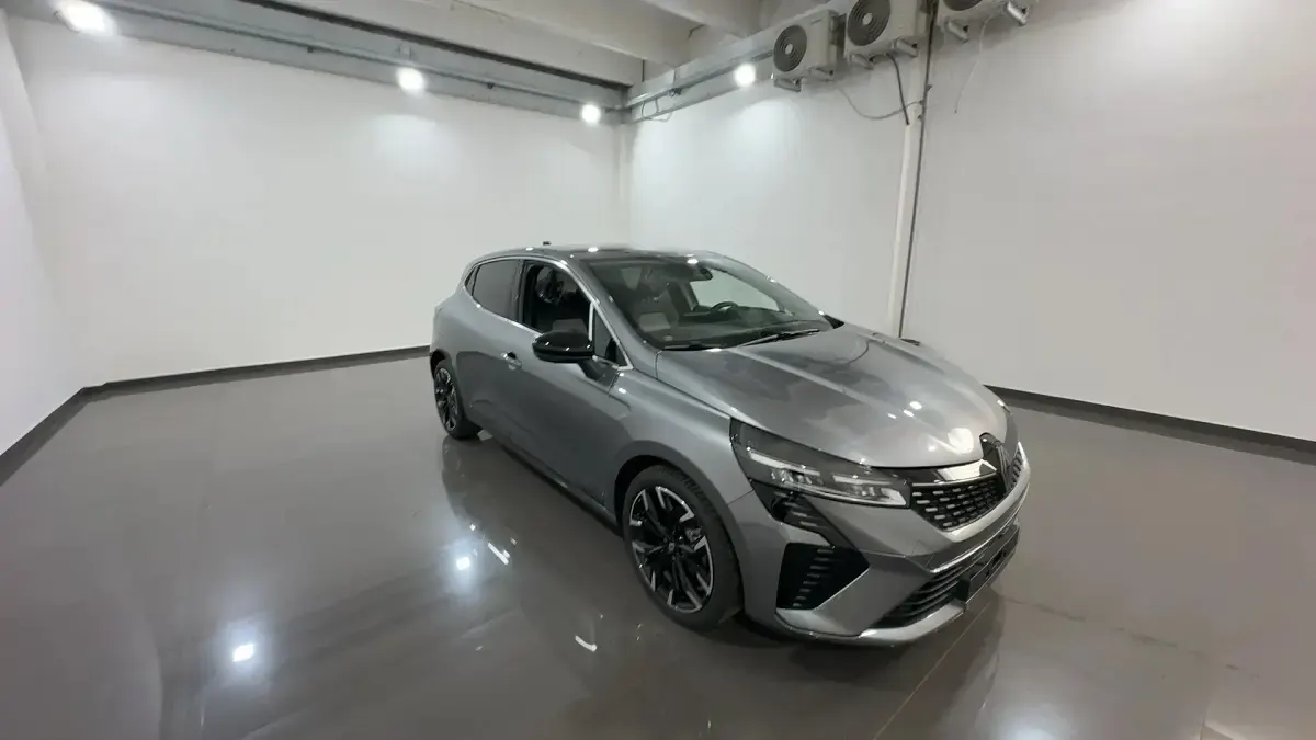 Nuova Renault Clio Techno 101 CV (74 kW) 2025 Grigio scisto Utilitaria