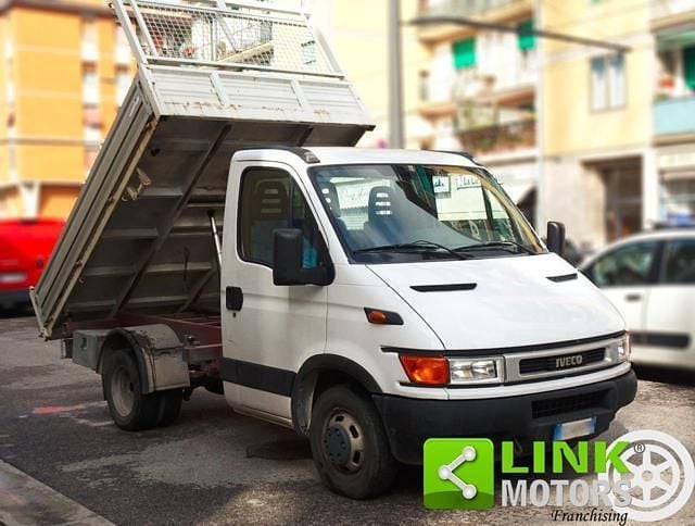 Usata Iveco Daily 90 CV (66 kW) 2002 Bianco Cabrio
