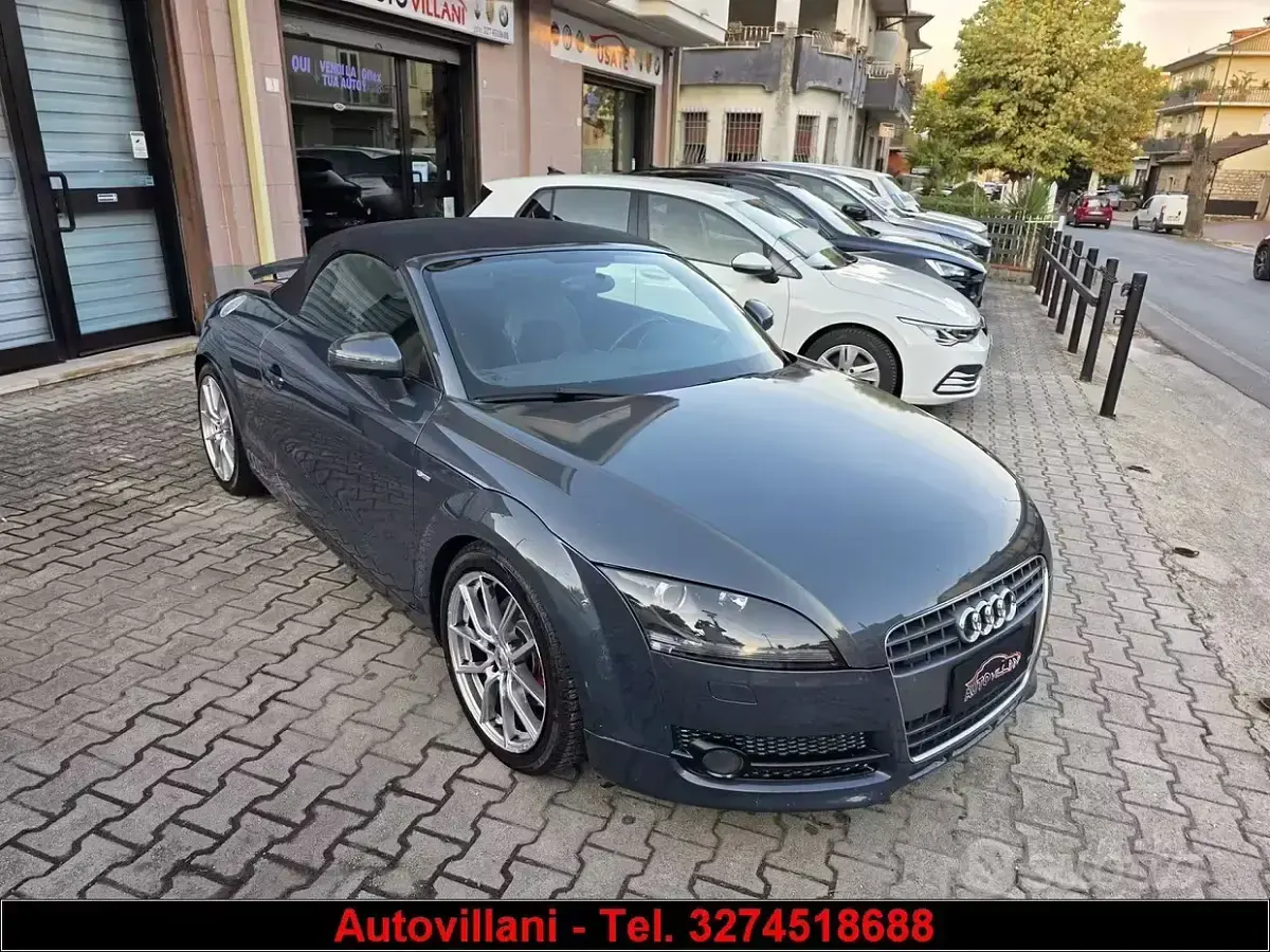 Usata Audi TT Roadster Advanced Plus 170 CV (125 kW) 2013 Grigio Cabrio