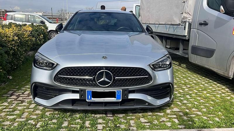 Usata Mercedes C220 Premium Plus 200 CV (147 kW) 2022 Argento Berlina