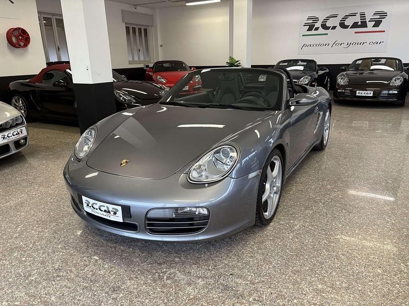 Usata Porsche Boxster 280 CV (205 kW) 2006 Grigio Cabrio