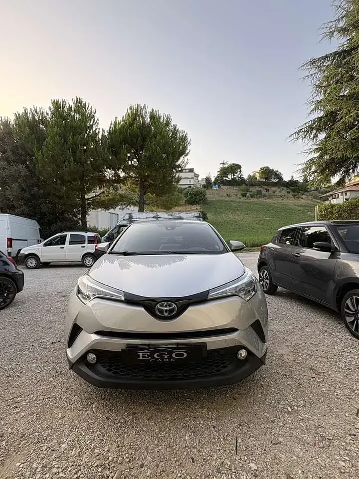 Usata Toyota C-HR Style 98 CV (72 kW) 2019 Other SUV