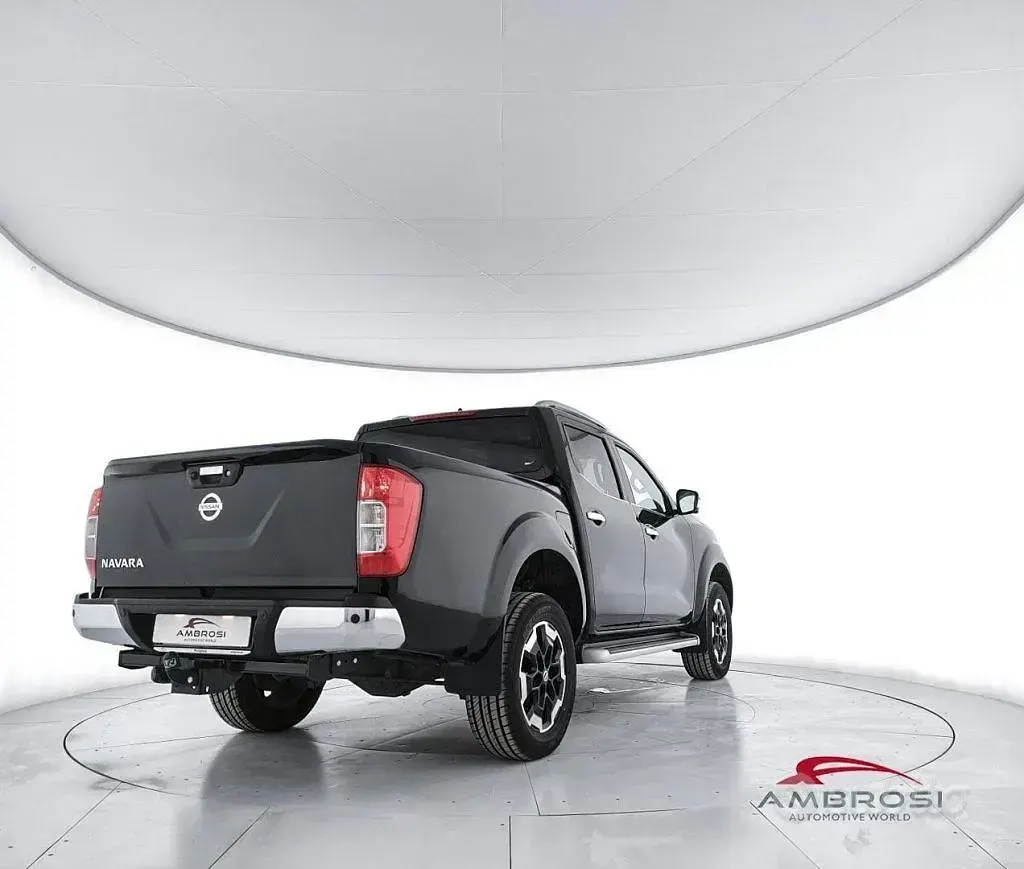 Usata Nissan Navara Tekna 190 CV (139 kW) 2021 Nero Pick-up
