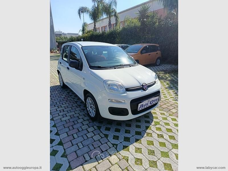 Usata Fiat Panda 69 CV (50 kW) 2015 Bianco Utilitaria