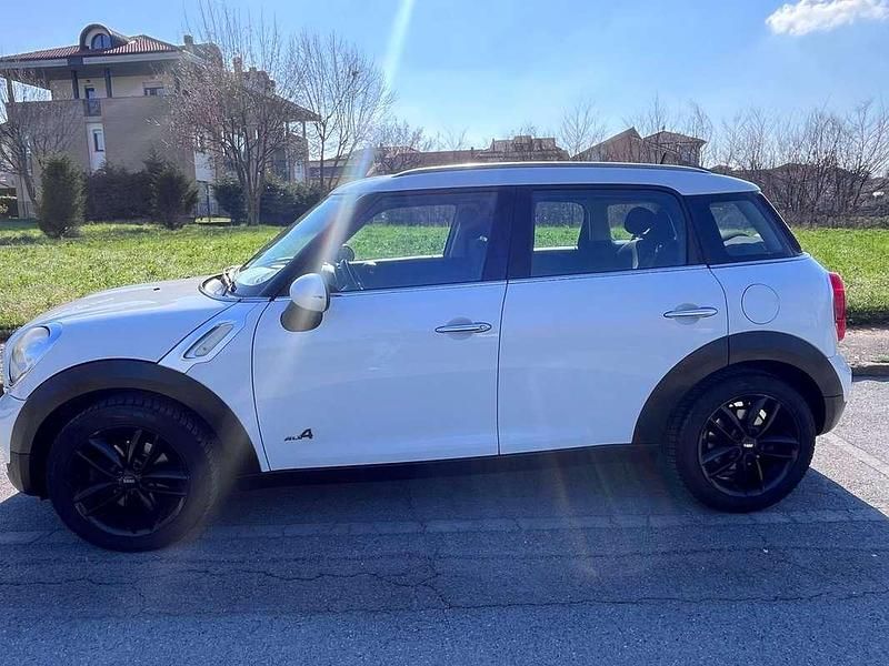 Usata Mini Cooper D Countryman 111 CV (81 kW) 2010 Bianco SUV