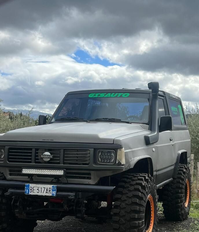Usata Nissan Patrol 100 CV (73 kW) 1991 Grigio SUV