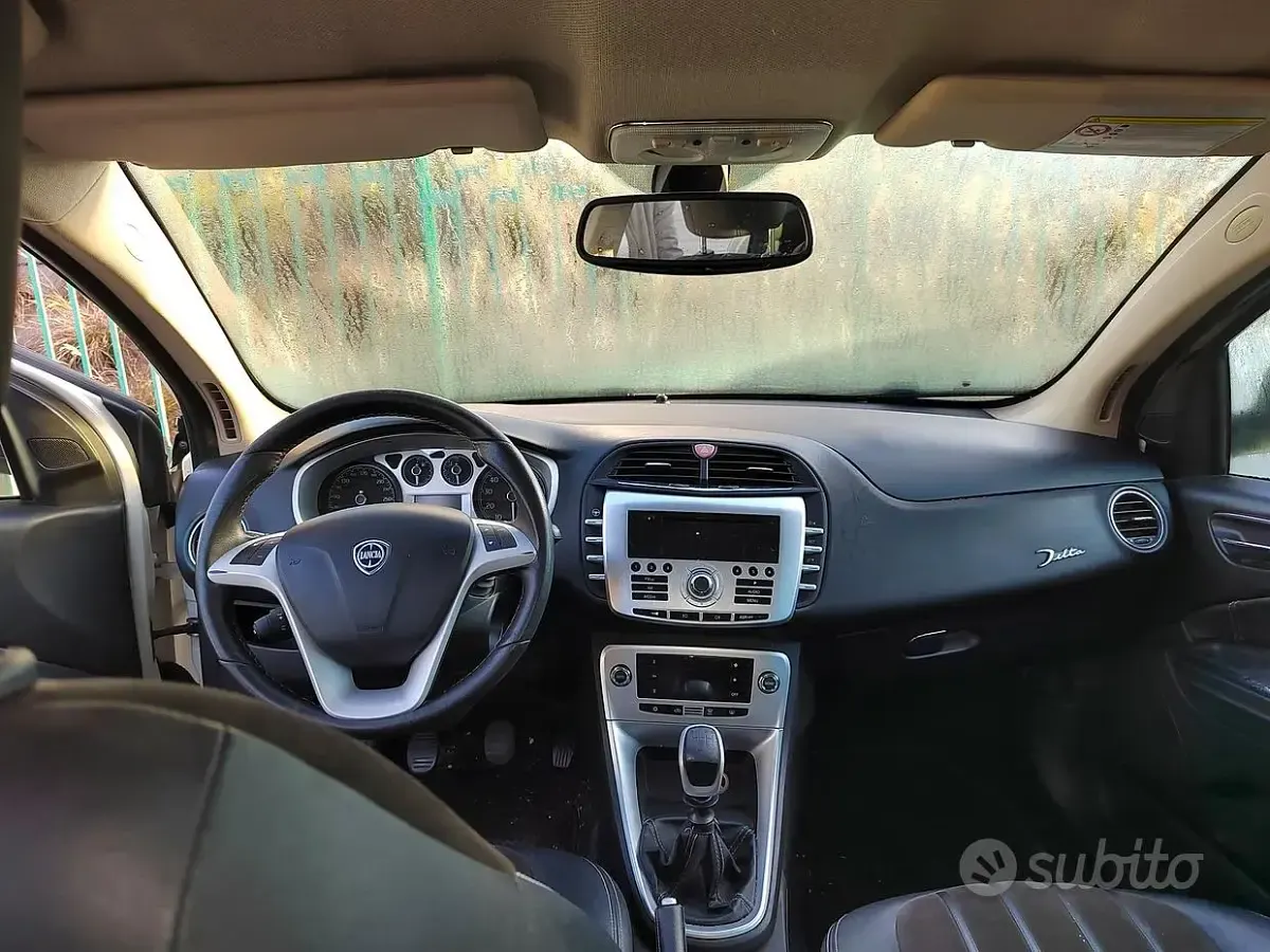 Usata Lancia Delta 2008 Bianco Utilitaria