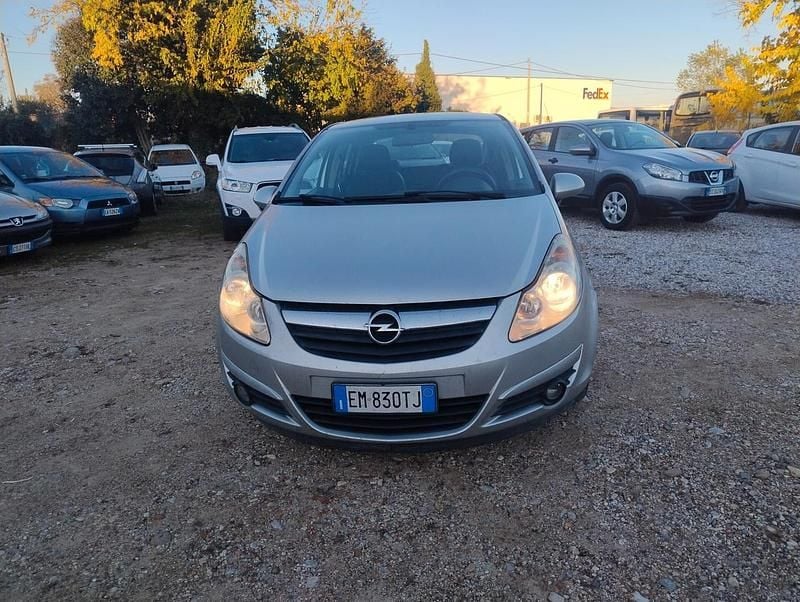 Usata Opel Corsa 95 CV (69 kW) 2012 Grigio Berlina