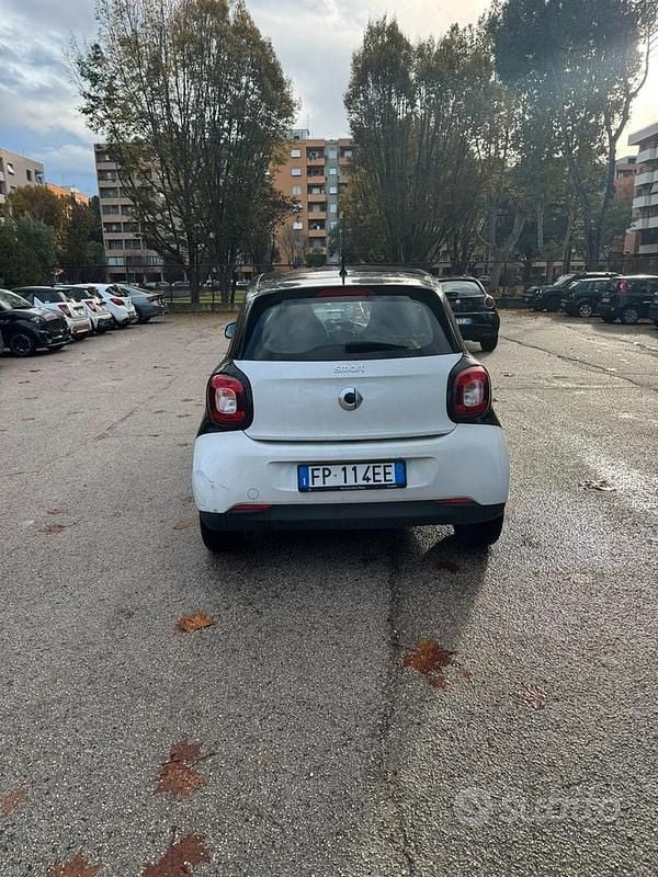 Usata 2018 Smart ForFour Passion Utilitaria | 10.500 € (Super prezzo) - Immagine 1/4
