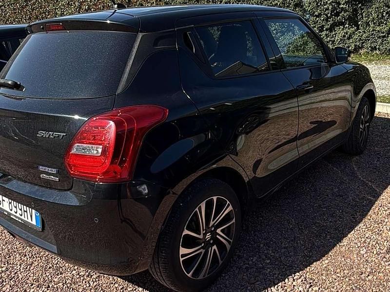 Usata Suzuki Swift 90 CV (66 kW) 2021 Nero Utilitaria