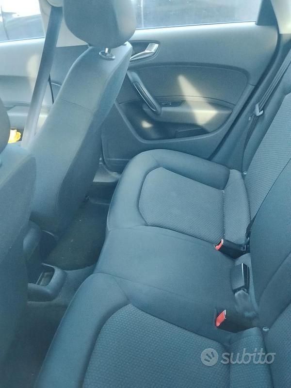 Usata Audi A1 90 CV (66 kW) 2012 Nero Utilitaria