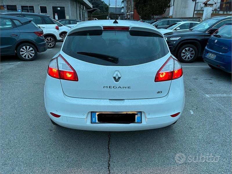Usata Renault Mégane 110 CV (80 kW) 2015 Bianco Berlina