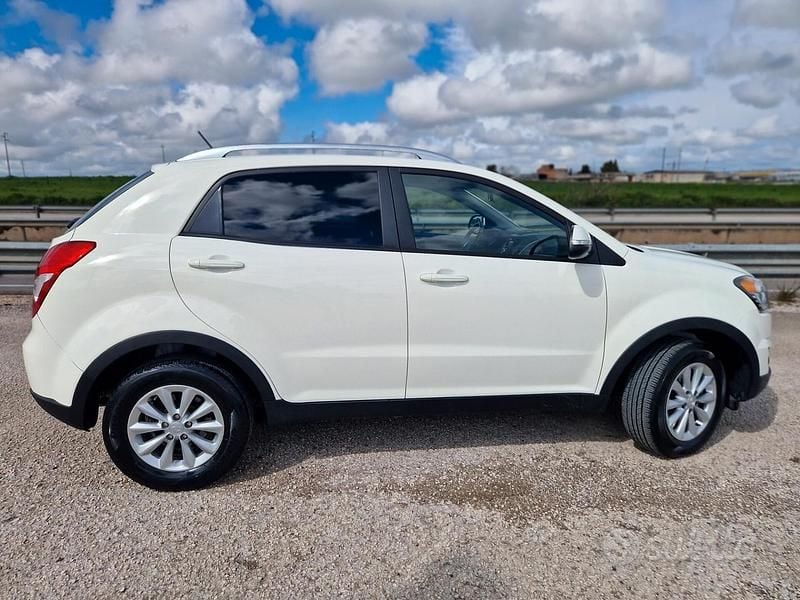 Usata SsangYong Korando 150 CV (110 kW) 2014 Bianco SUV