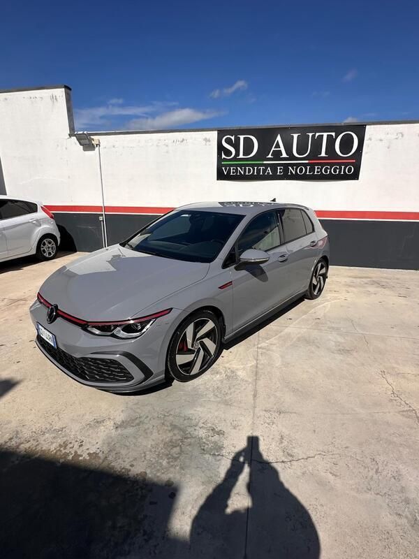 Marrone Usata 2022 VW Golf VIII GTI Tre volumi | 29.000 € (Super prezzo) - Immagine 1/4