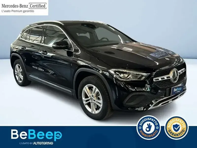 Usata Mercedes GLA250 160 CV (117 kW) 2023 Nero metallizzato SUV